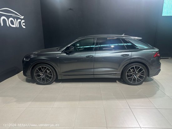 Audi Q8 55 TFSI S Line 250kW quattro tiptronic - Sada