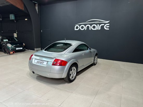 Audi TT Coupe 1.8T 180 CV - Sada