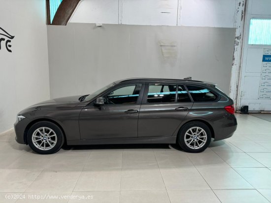 BMW Serie 3 318d Touring - Sada