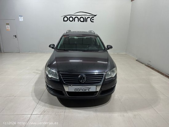 Volkswagen Passat Variant 2.0 TDI 140cv Advance - Sada