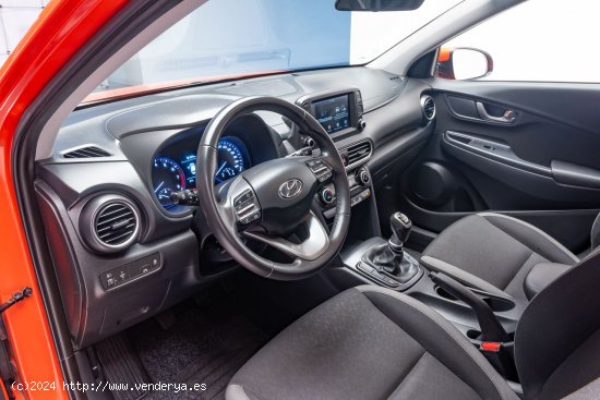 Hyundai Kona KLASS 1.0 TGDI 120 CV 2WD 5P - Sant Boi de Llobregat