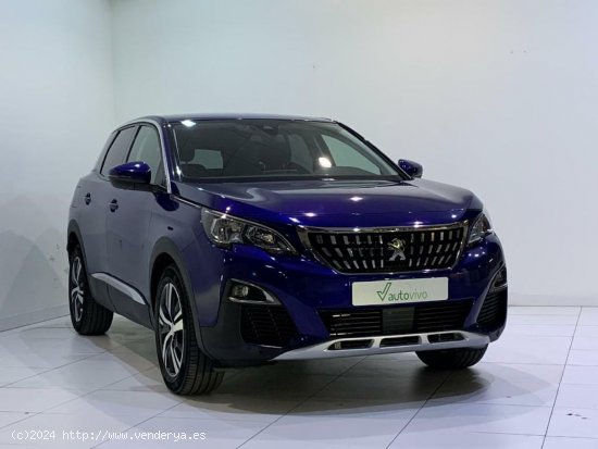 Peugeot 3008 ALLURE 1.2 PURETECH 130 CV EAT8 5P - Sant Boi de Llobregat