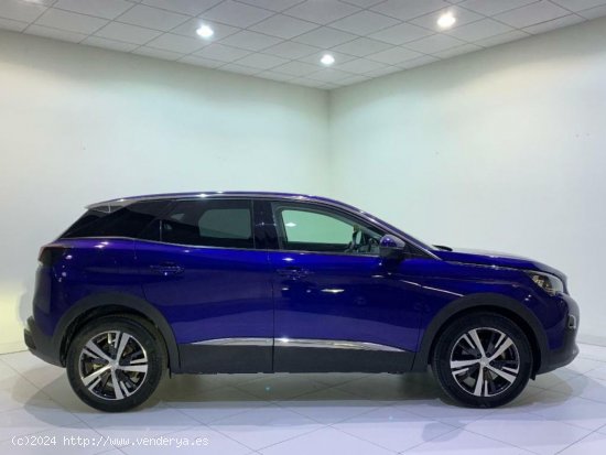 Peugeot 3008 ALLURE 1.2 PURETECH 130 CV EAT8 5P - Sant Boi de Llobregat