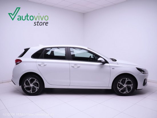 Hyundai i30 KLASS 1.0 TGDI 48V LR 120 CV 5P - Sant Boi de Llobregat