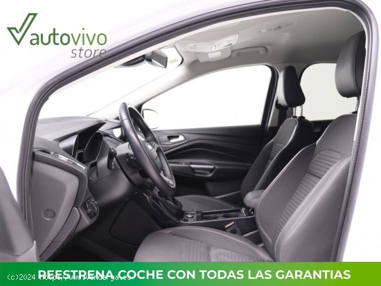 Ford Kuga TITANIUM POWERSHIFT 2.0 TDCI 180 CV 4WD 5P - Sant Boi de Llobregat