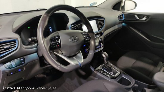 Hyundai IONIQ 1.6 GDI HEV Klass DCT - QUART DE POBLET