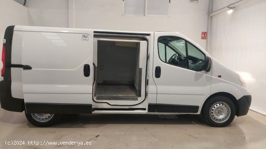 Opel Vivaro FURGON FRIO ISOTERMO L1 H1 FRAX  2.0DCI 90CV - QUART DE POBLET