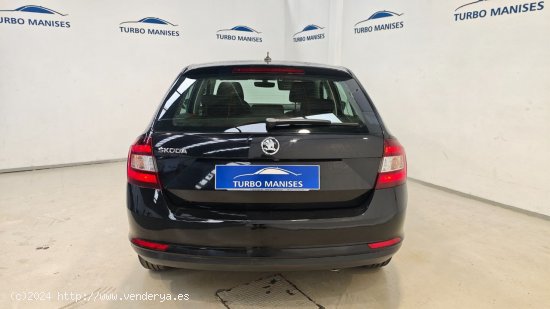 Skoda Spaceback 1.0 TSI 81KW (110cv) Ambition Spaceback cámara trasera de Parking y Android Auto - 