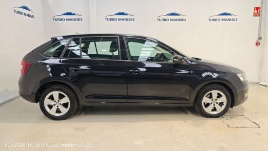 Skoda Spaceback 1.0 TSI 81KW (110cv) Ambition Spaceback cámara trasera de Parking y Android Auto - 