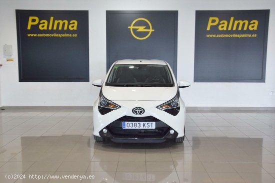 Toyota Aygo X-PLAY 1.0i 70cv - Paterna