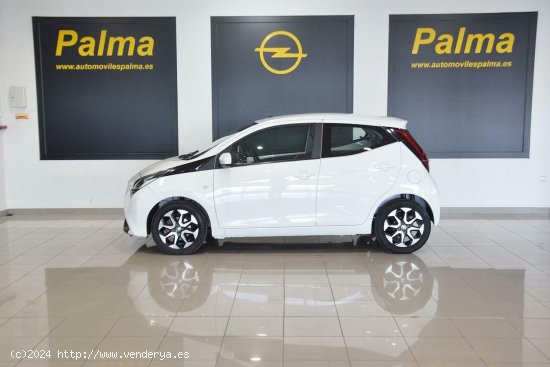 Toyota Aygo X-PLAY 1.0i 70cv - Paterna