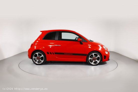 Abarth 500 1.4 TURBO T-JET 595 107KW 3P - 