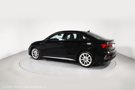 Audi A3 AUDI A3 Sedán 35TDI S line Stronic - 