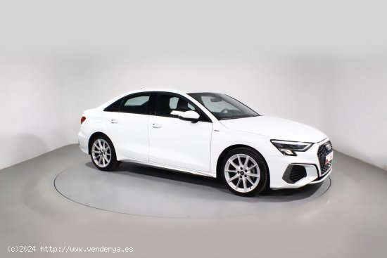 Audi A3 AUDI A3 Sedán 35TDI S line Stronic - 