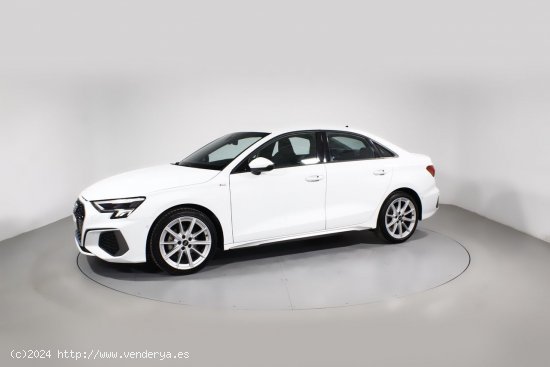 Audi A3 AUDI A3 Sedán 35TDI S line Stronic - 