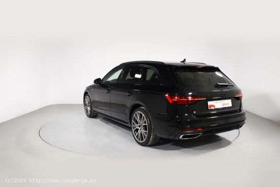 Audi A4 Avant 35 TDI Black line S tronic - 