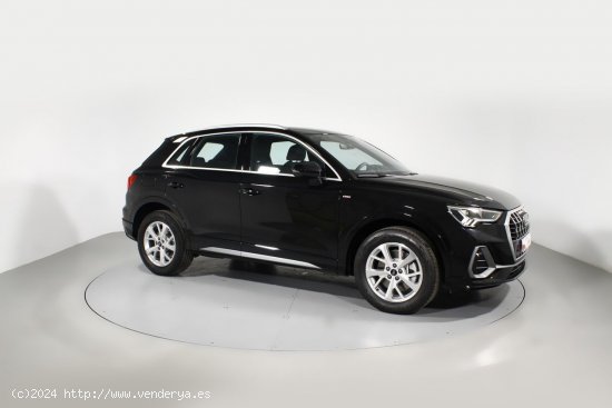 Audi Q3 AUDI Q3 45 TFSIe S line S-tronic - 