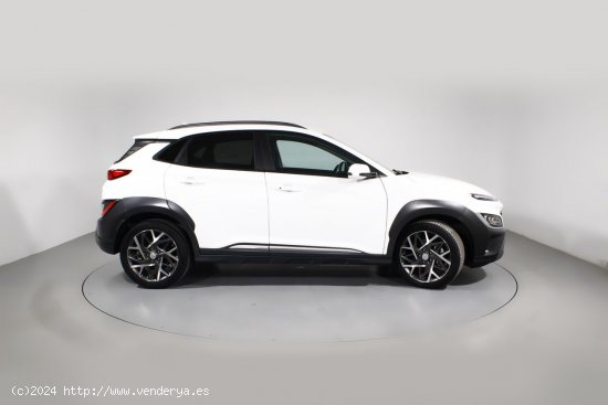 Hyundai Kona 1.6 GDI HEV STYLE SKY DCT 5P - 