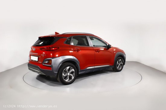 Hyundai Kona 1.6 GDI HEV TECNO RED DT 5P - Barcelona