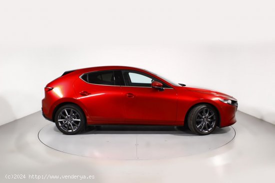 Mazda 3 2.0 E-SKYACTIV-G 90KW EXCLUSIV-LINE PLUS 5P - Barcelona