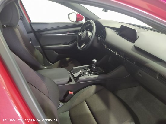 Mazda 3 2.0 SKYACTIV-G 88KW EVOLUTION 5P - 