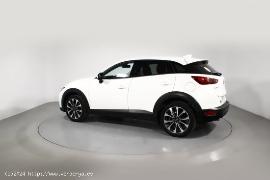 Mazda CX-3 2.0 G 89KW EVOLUTION 2WD 5P - Barcelona