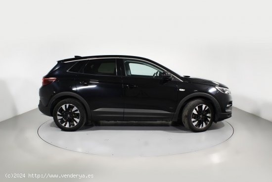 Opel Grandland X 1.6 TURBO ULTIMATE AUTO PHEV 4X4 5P - Barcelona