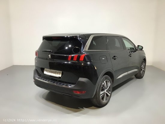 Peugeot 5008 1.5 BLUEHDI 96KW S&S ALLURE AUTO 5P 7 Plazas - 