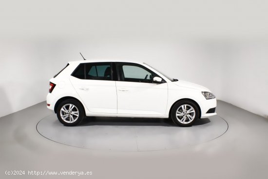 Skoda Fabia 1.0 TSI 70KW DSG AMBITION PLUS 5P - 