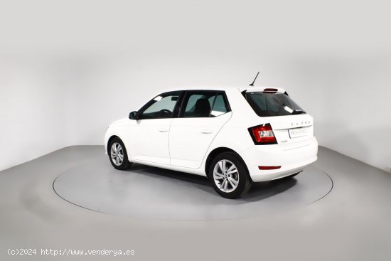 Skoda Fabia 1.0 TSI 70KW DSG AMBITION PLUS 5P - 