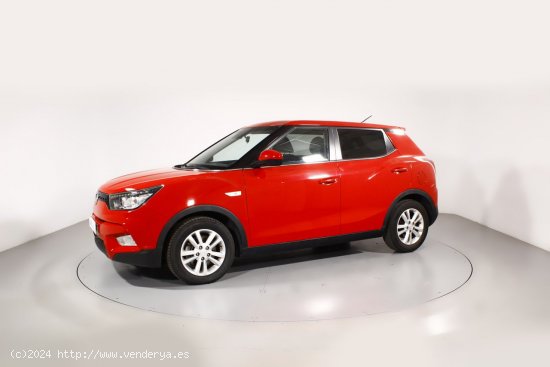 SsangYong Tivoli 1.6 D16T PREMIUM 5P - Barcelona