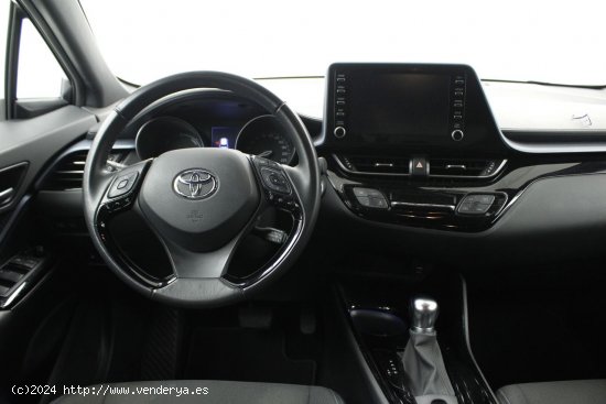 Toyota C-HR 2.0 VVT I-HYBRID ADVANCE AUTO 5P - 