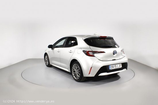 Toyota Corolla 1.8 HYBRID FEEL! E-CVT 5P - Barcelona