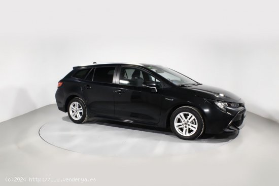 Toyota Corolla fam. 1.8 HYBRID ACTIVE TECH E-CVT 5P - 