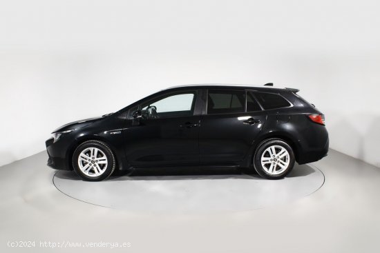 Toyota Corolla fam. 1.8 HYBRID ACTIVE TECH E-CVT 5P - 