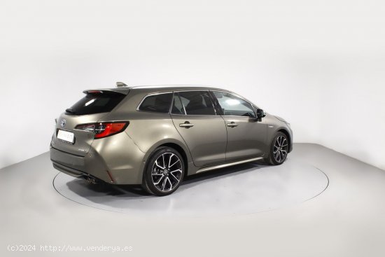 Toyota Corolla fam. 2.0 HYBRID FEEL! E-CVT 5P - 