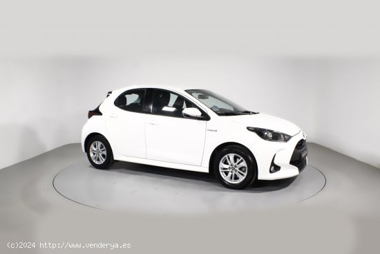 Toyota Yaris 1.5 VVT-I HYBRID BUSINESS PLUS 5P - 