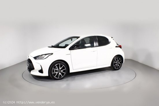 Toyota Yaris 1.5 VVT-I HYBRID STYLE 5P - Barcelona