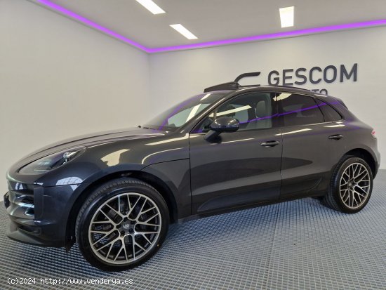 Porsche Macan . - Elche