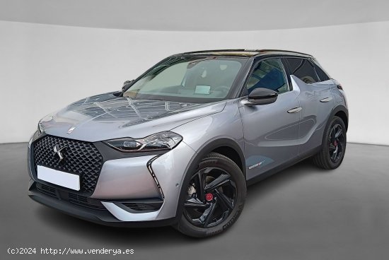  DS Automobiles DS 3 DS3 Crossback E-Tense Performance Line + -  