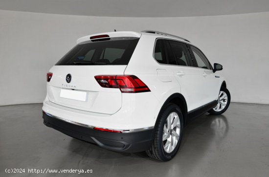 Volkswagen Tiguan Nuevo  Connect 1.5 TSI SG6 96 kW (130 CV) (AX13AX12) - 