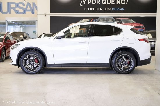 Alfa Romeo Stelvio   2.2 Diesel 140kW 190CV Executive AWD - 