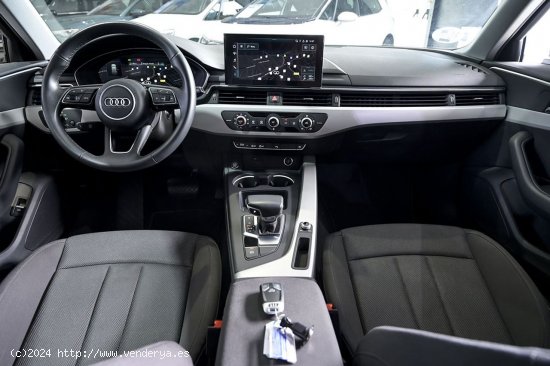 Audi A4   Avant Advanced 30 TDI 100kW S tronic - 