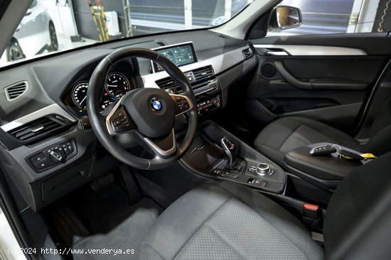 BMW X1   sDrive18dA Business - 