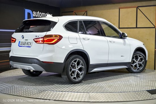 BMW X1   xDrive18d - 