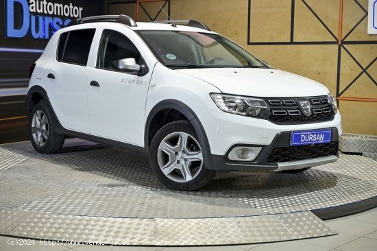 Dacia Sandero   Stepway Essential TCe 1.0 74kW 100CV - 