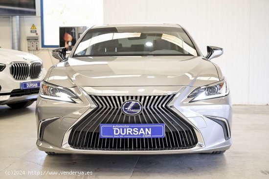 Lexus ES   2.5 300h Premium - 