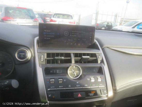 Lexus NX 300h Executive Navigation 4WD - 