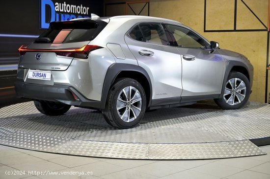 Lexus UX   300e Business - 