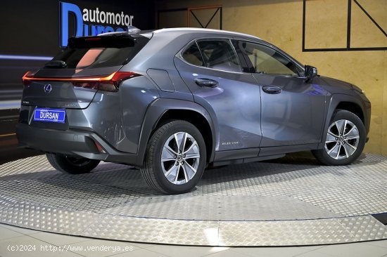 Lexus UX   300e Business - 